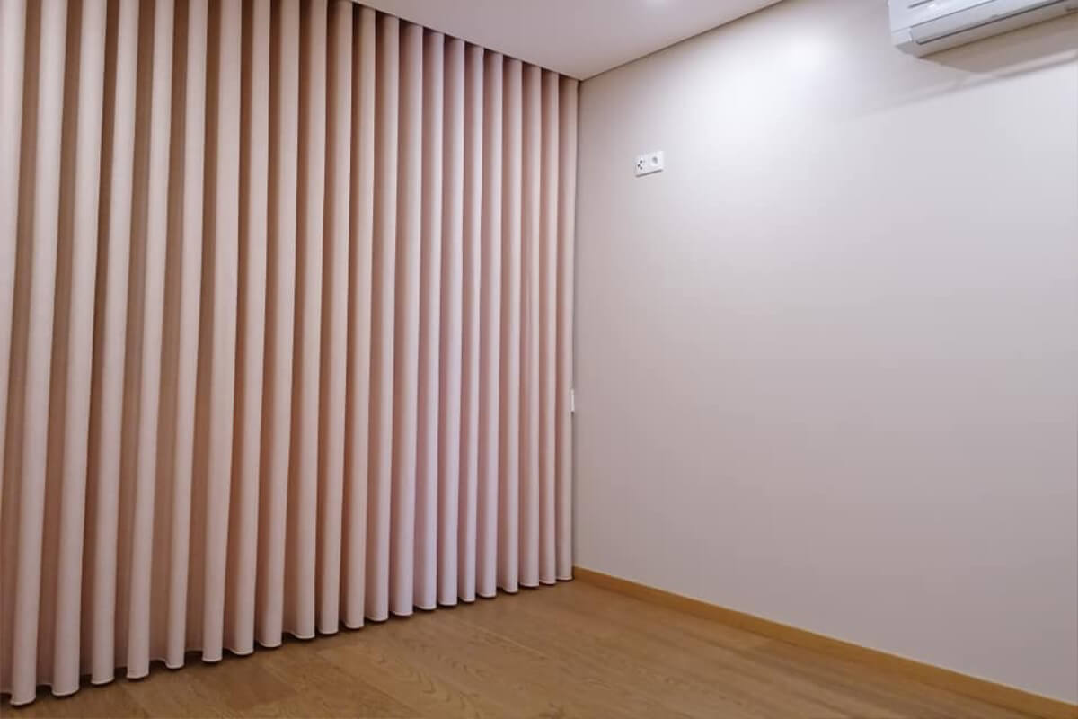 durvalinho-cortinados-1200x800-onda-tecido-rosa-quarto-rosa-menina